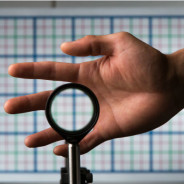 Lentes para não enxergar: tudo fica invisível!